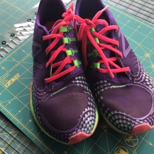 New balance women’s size 9 fantom running shoes